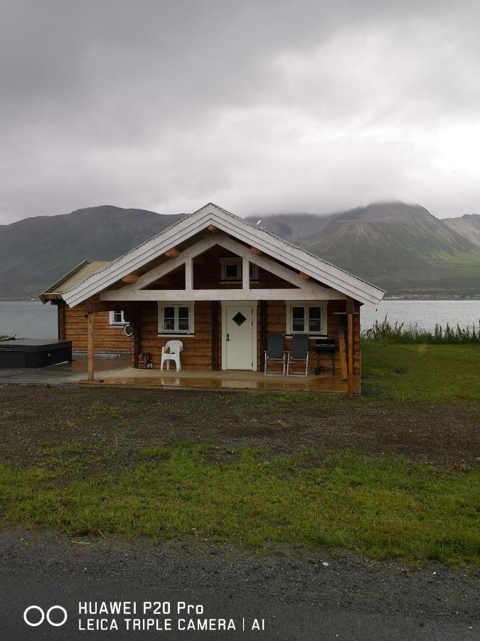 Lyngen Ski- Og Fiskecamp Lenangsoyra Exterior foto