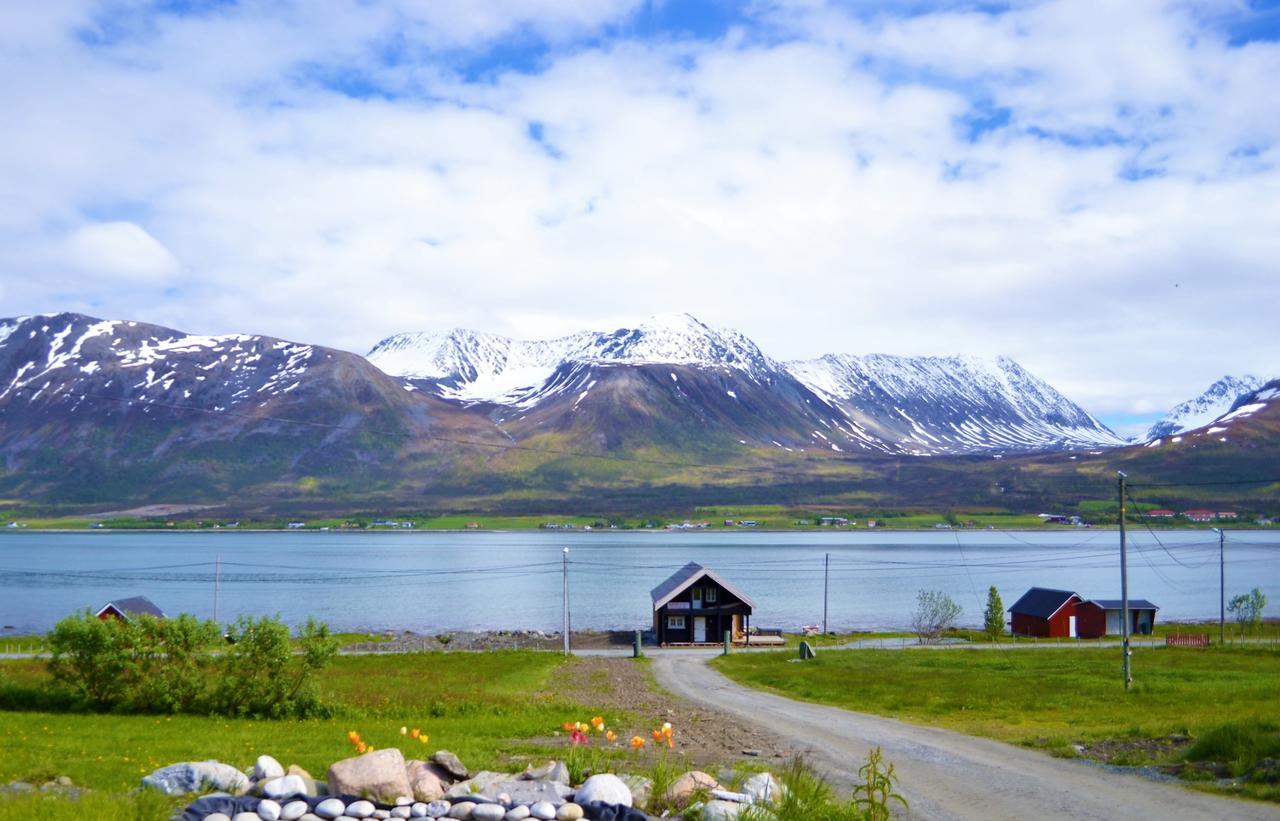 Lyngen Ski- Og Fiskecamp Lenangsoyra Exterior foto