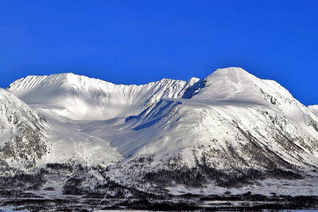 Lyngen Ski- Og Fiskecamp Lenangsoyra Exterior foto